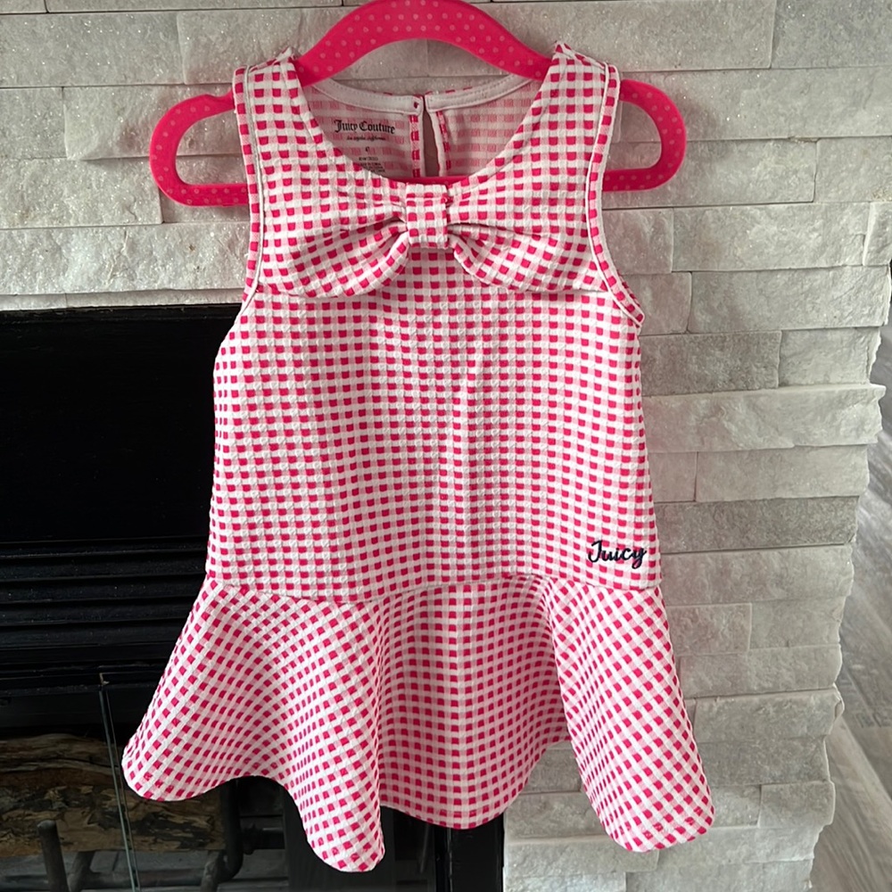 Juicy Couture white and pink checkered dress with a front bow, 4T